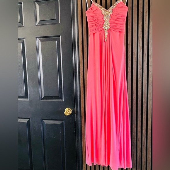 Prom/wedding/ bridesmaids dress - Picture 2 of 11